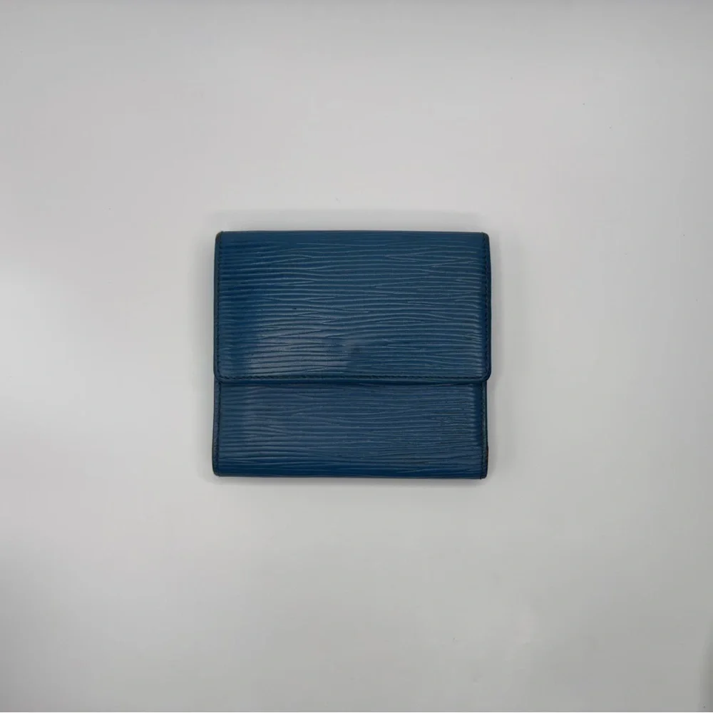 Louis Vuitton Blue Epi Leather Tri-Fold Wallet | Unisex | Pre-Owned |